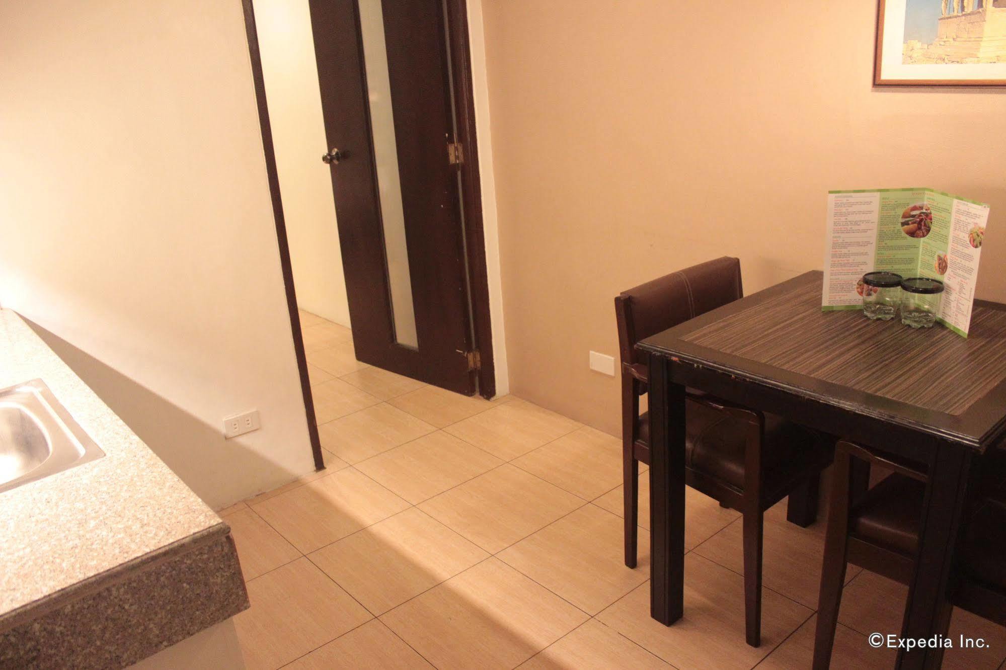 Acl Suites Quezon City Exterior photo