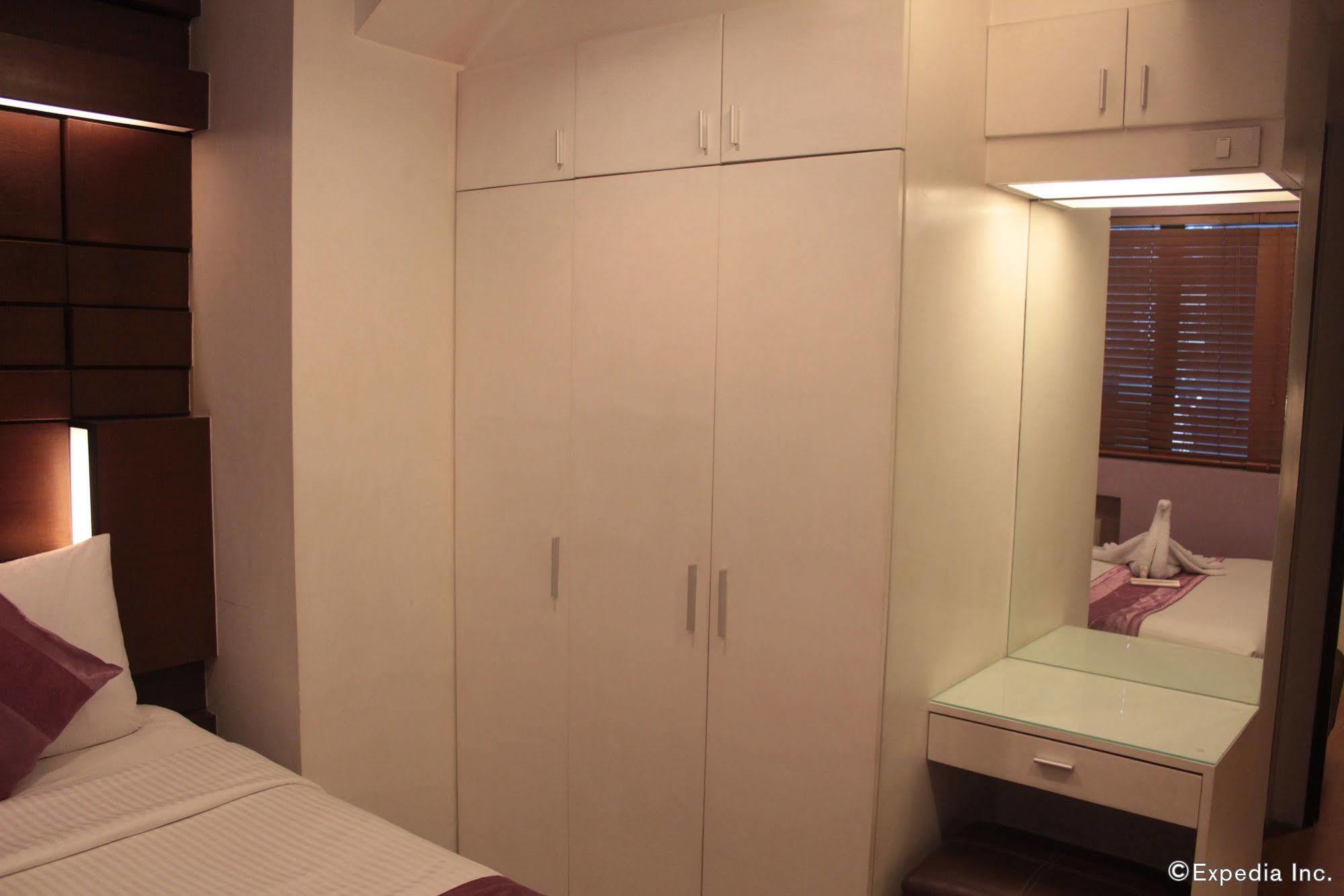 Acl Suites Quezon City Exterior photo